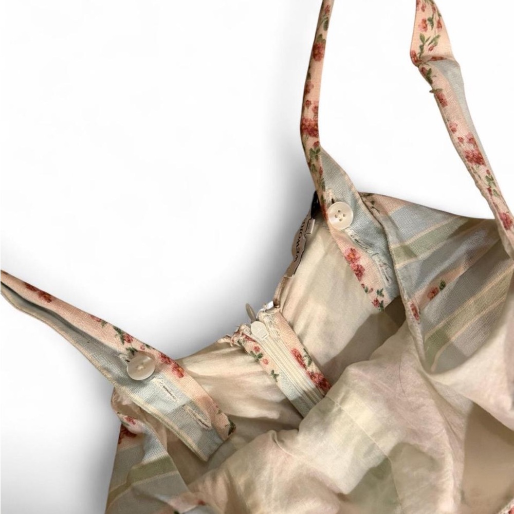 Sold - Picture 5 of 8